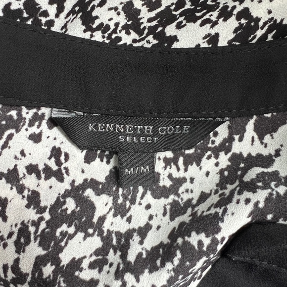 Kenneth Cole Select - Black & White V-Neck Blouse - Picture 7 of 9